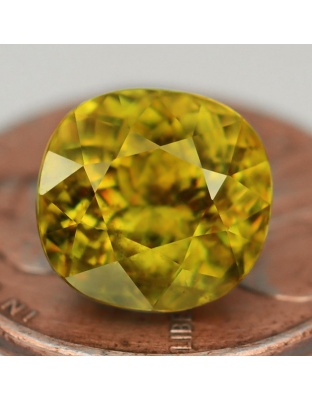 Dijual Batu Permata Greenish Yellow Sphene Kuning Hijau Madagascar Africa Cushion Alami Natural 4.37 Ct. Untreated
