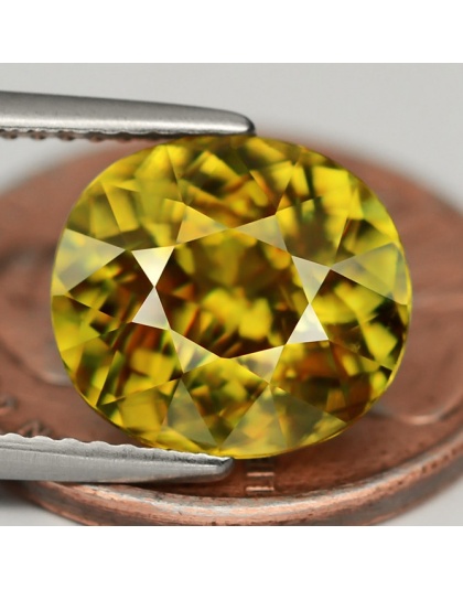 Dijual Batu Permata Greenish Yellow Sphene Kuning Hijau Madagascar Africa Oval Alami Natural 4.69 Ct. Untreated